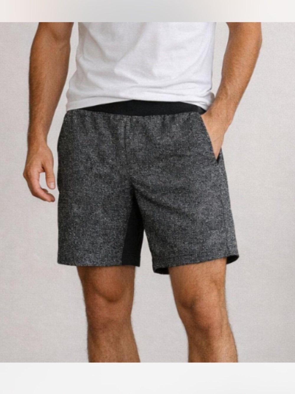 Lululemon T.H.E. Short 9" Linerless Men’s Large